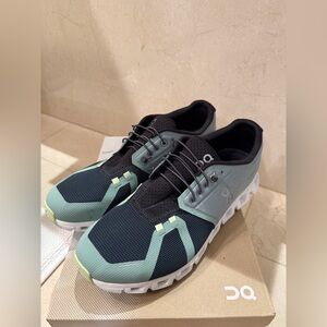 On Running Men’s Cloud 5 Sneakers. | Size 11